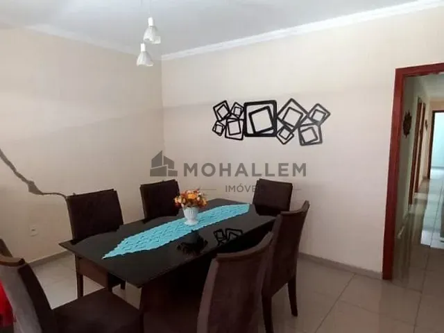 Casa com 310m² 4 quartos e 1 banheiro, à venda, no bairro Medicina em Itajubá