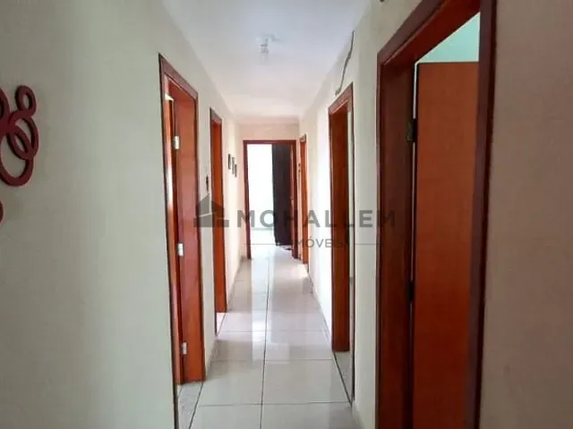 Casa com 310m² 4 quartos e 1 banheiro, à venda, no bairro Medicina em Itajubá