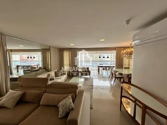 Casa 3 quartos e 4 banheiros, à venda, no bairro Setor Bueno em Goiânia