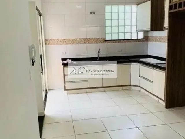 Casa 3 quartos e 2 banheiros, à venda, no bairro Jardim Casa Grande em Arapongas