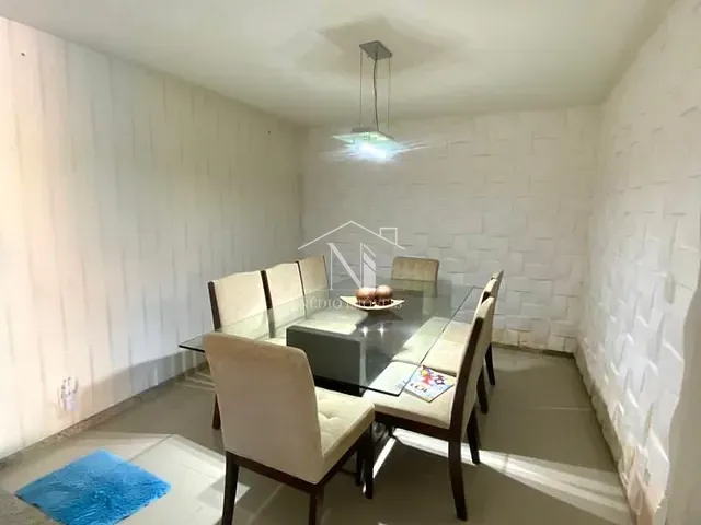 Casa com 480m² 4 quartos e 2 banheiros, à venda, no bairro Barra de Maricá em Maricá