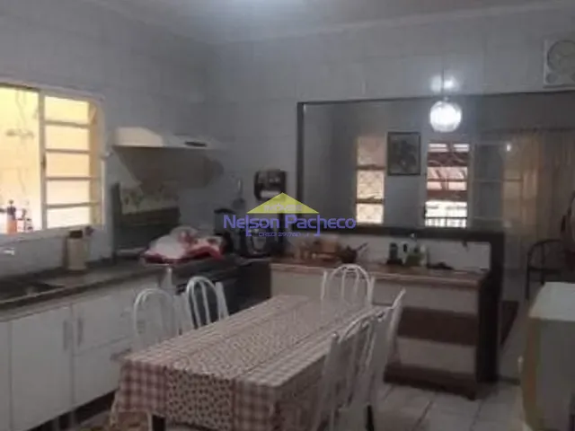 Casa com 191m² 3 quartos e 1 banheiro, à venda, no bairro Pipeiro em Capivari