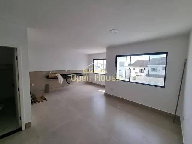 Casa 3 quartos e 3 banheiros, à venda, no bairro Jardim Belvedere em Volta Redonda