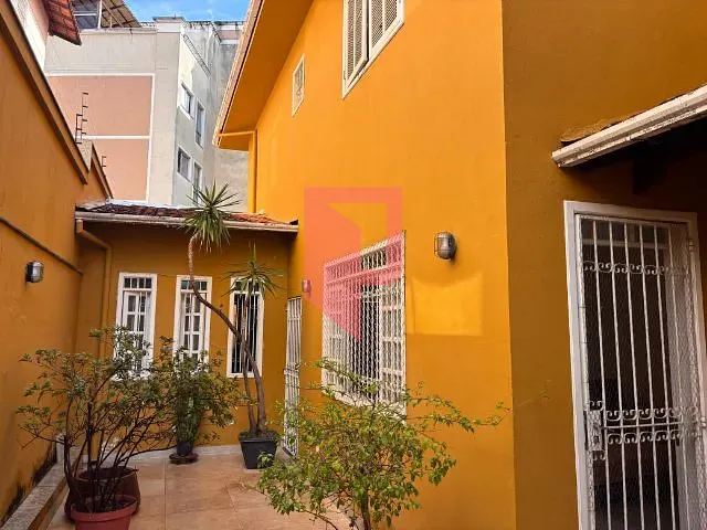 Casa com 126m² 3 quartos e 2 banheiros, à venda, no bairro Caiçaras em Belo Horizonte