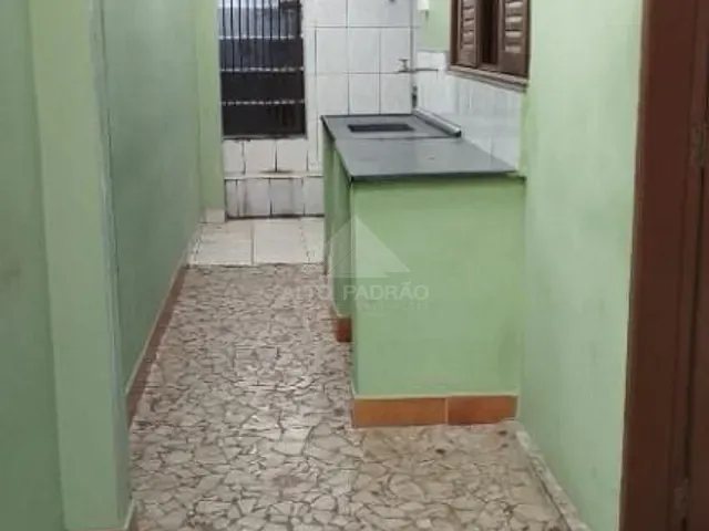 Casa com 125m² 2 quartos e 1 banheiro, à venda, no bairro Parque São Vicente em Mauá