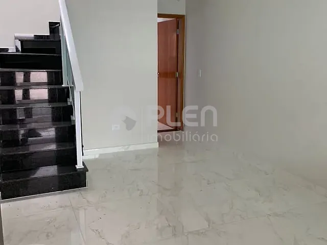 Casa 3 quartos e 3 banheiros, à venda, no bairro Parque Vitória em São Paulo