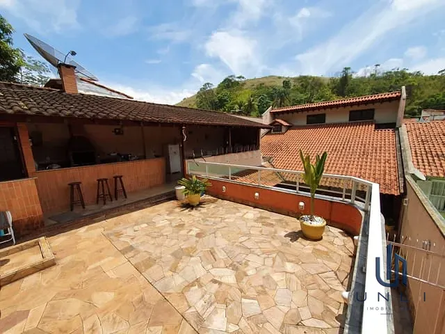 Casa 3 quartos e 4 banheiros, à venda, no bairro Morada da Granja em Barra Mansa