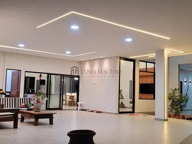 Casa com 660m² 4 quartos e 3 banheiros, à venda, no bairro Aldeia em Paudalho