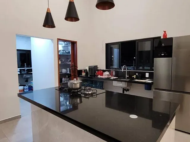 Casa com 660m² 4 quartos e 3 banheiros, à venda, no bairro Aldeia em Paudalho