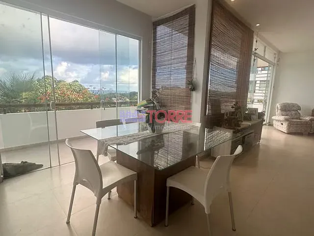 Casa com 720m² 3 quartos e 3 banheiros, à venda, no bairro Nossa Senhora da Vitória em Ilhéus