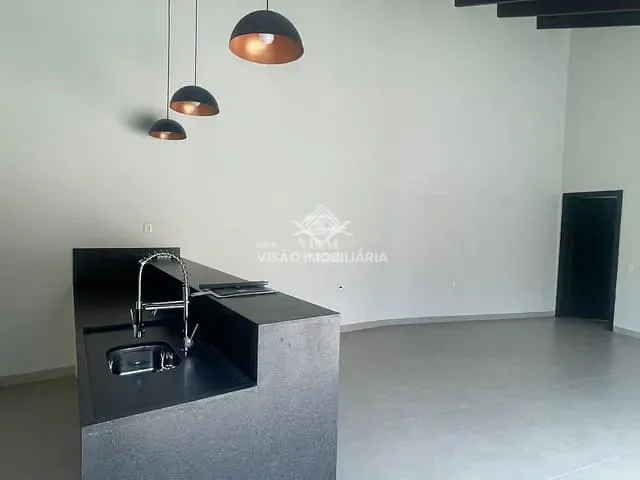 Casa com 322m², à venda, no bairro Aquarela Brasil Residencial em Sinop