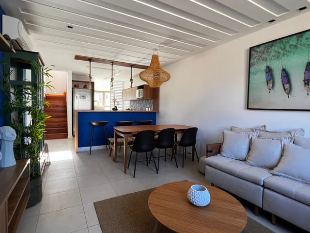 Casa com 253m² 4 quartos e 3 banheiros, à venda, no bairro Manguinhos em Armação dos Búzios