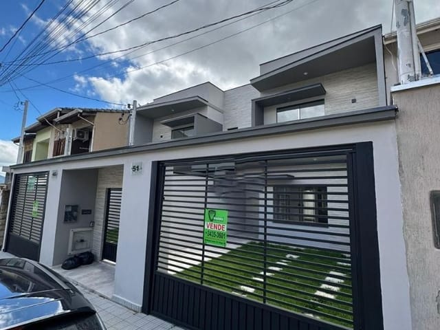 Casa com 150m² 3 quartos e 3 banheiros, à venda, no bairro Extremaville em Extrema