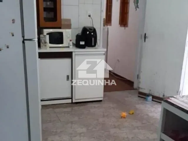 Casa com 105m² 3 quartos e 1 banheiro, à venda, no bairro Bussocaba em Osasco