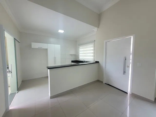 Casa com 150m² 3 quartos e 3 banheiros, para alugar, no bairro Jardim Montreal Residence em Indaiatuba