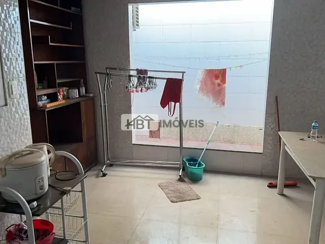 Casa 7 quartos e 3 banheiros, à venda, no bairro Centro em Bauru