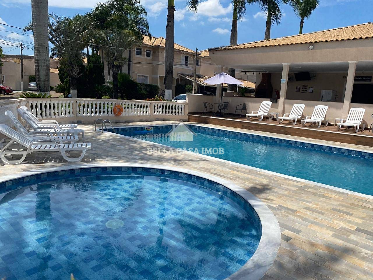 Casa à venda com 3 quartos, 120m² - Foto 9