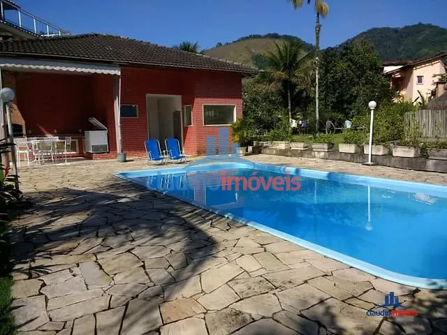 Casa com 648m² 7 quartos e 10 banheiros, à venda, no bairro Frade (Cunhambebe) em Angra dos Reis