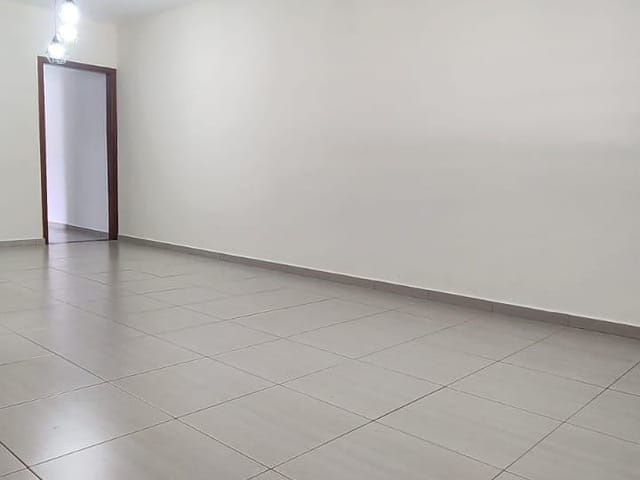 Casa 3 quartos e 2 banheiros, à venda, no bairro Braz Cubas em Mogi das Cruzes