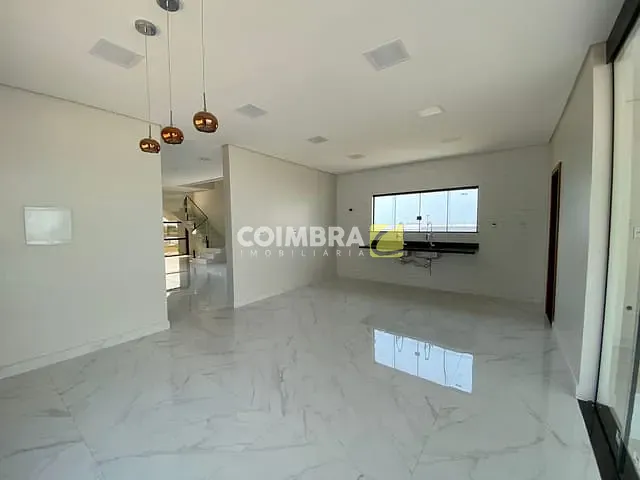 Casa com 283m² 3 quartos e 3 banheiros, à venda, no bairro Liberdade em Santarém
