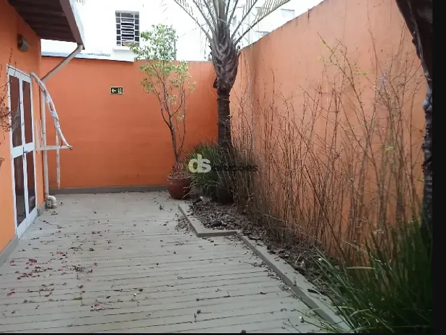 Casa à venda ou para alugar, no bairro Perdizes em São Paulo