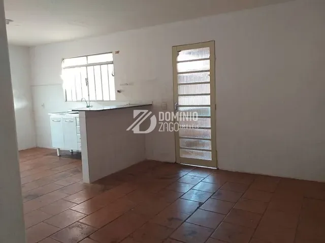 Casa com 230m² 4 quartos e 3 banheiros, à venda, no bairro Conjunto Morada do Sol em Uberaba