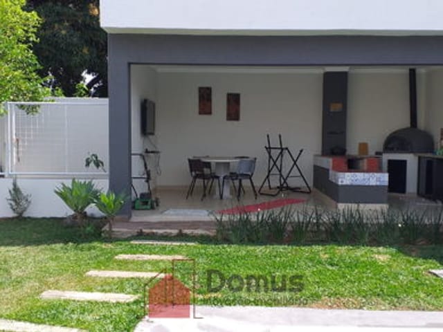 Casa com 685m², à venda, no bairro Jardim Residencial Doutor Lessa em Pindamonhangaba