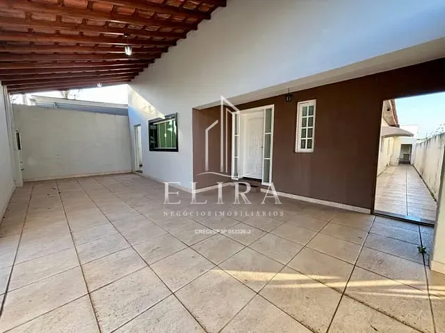 Casa com 420m² 3 quartos e 2 banheiros, à venda, no bairro Cechino em Americana