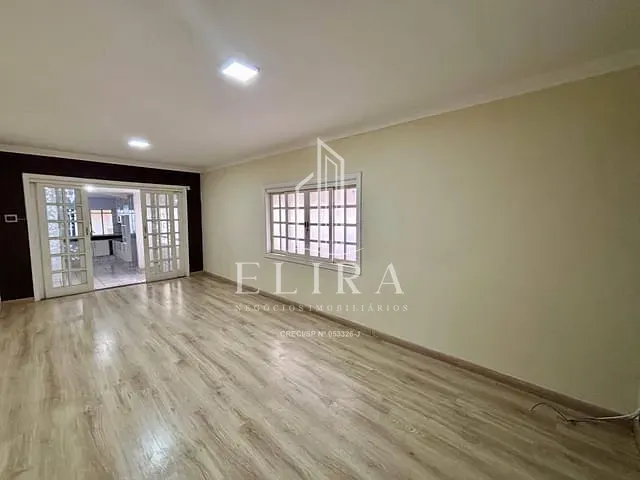 Casa com 420m² 3 quartos e 2 banheiros, à venda, no bairro Cechino em Americana