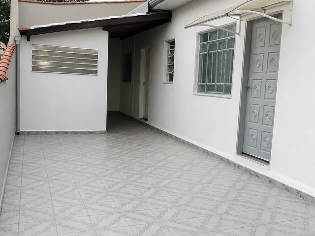 Casa 1 quarto e 1 banheiro, para alugar, no bairro Parque Vitória em São Paulo