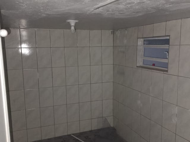 Casa 1 quarto e 1 banheiro, para alugar, no bairro Parque Vitória em São Paulo