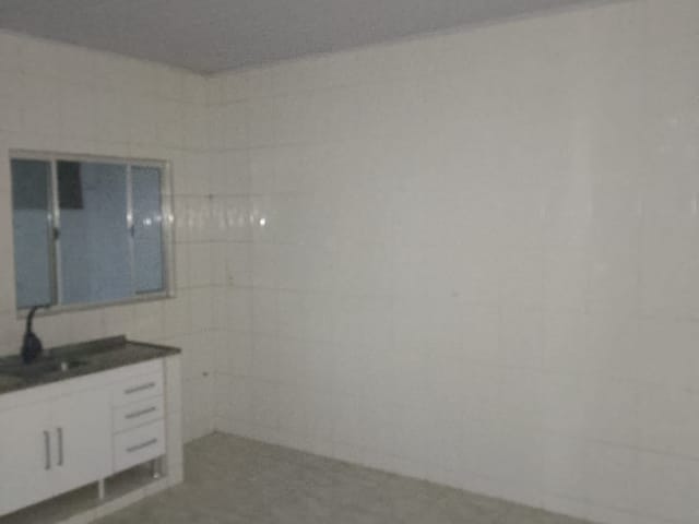 Casa 1 quarto e 1 banheiro, para alugar, no bairro Parque Vitória em São Paulo