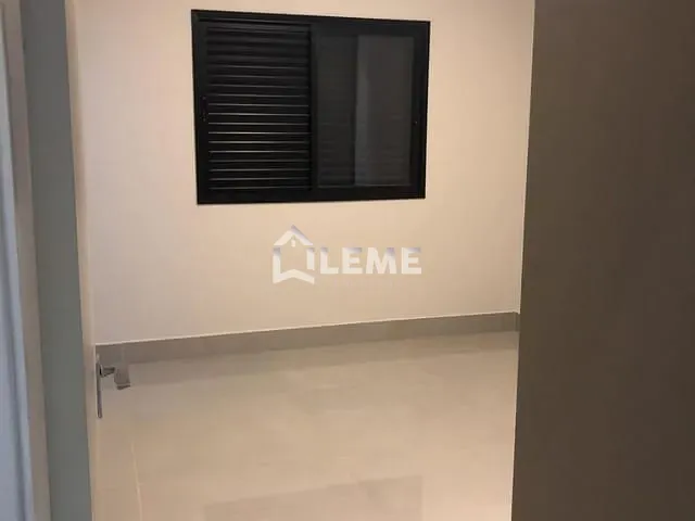 Casa com 275m² 3 quartos e 5 banheiros, à venda, no bairro Centro em Ribeirão Preto