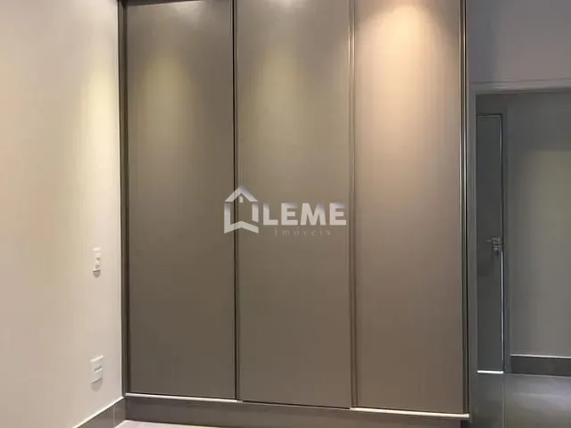 Casa com 275m² 3 quartos e 5 banheiros, à venda, no bairro Centro em Ribeirão Preto