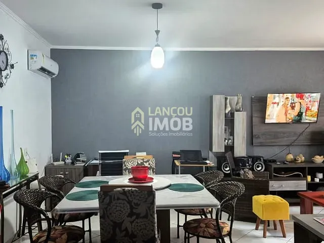 Casa com 250m² 2 quartos e 1 banheiro, à venda, no bairro Parque Santa Isabel em Itupeva