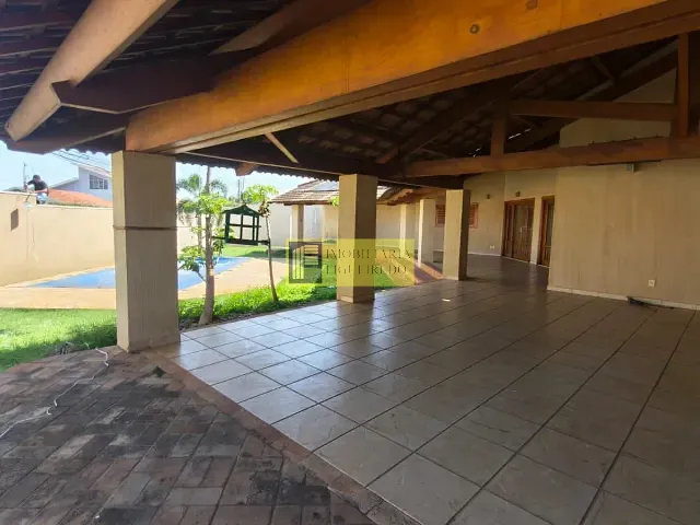 Casa com 576m² 4 quartos e 5 banheiros, para alugar, no bairro Parque Residencial Comendador Mançor Daud em São José do Rio Preto