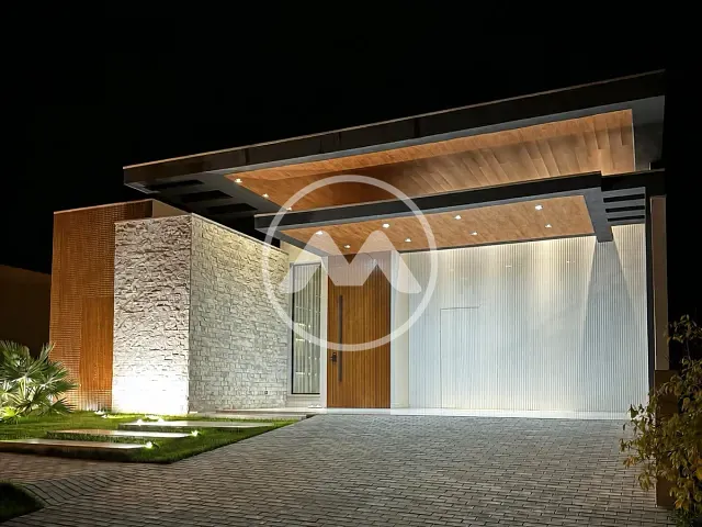 Casa com 387m² 3 quartos e 3 banheiros, à venda, no bairro Condomínio Cinturão Verde em Cianorte