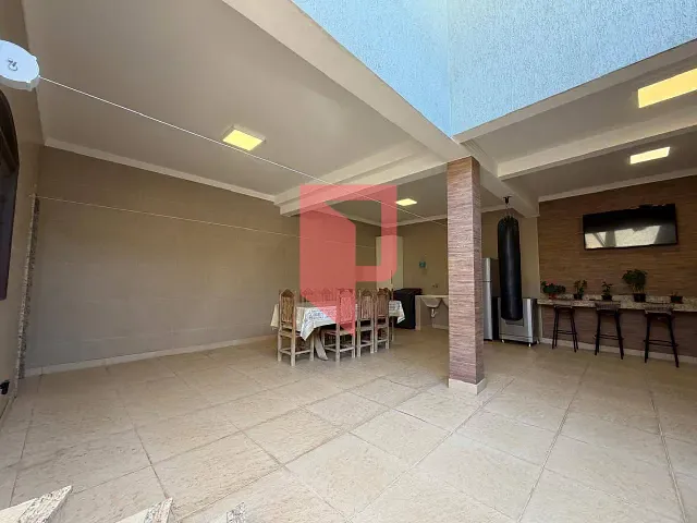 Casa 3 quartos e 3 banheiros, à venda, no bairro Santa Amélia em Belo Horizonte