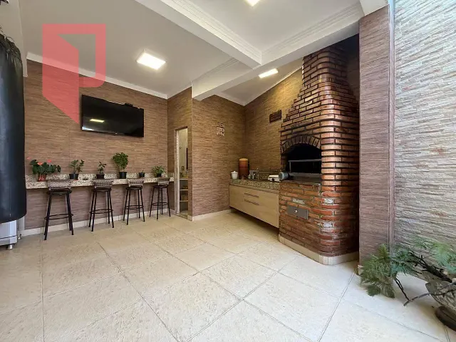 Casa 3 quartos e 3 banheiros, à venda, no bairro Santa Amélia em Belo Horizonte