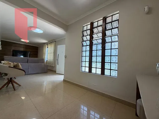 Casa 3 quartos e 3 banheiros, à venda, no bairro Santa Amélia em Belo Horizonte