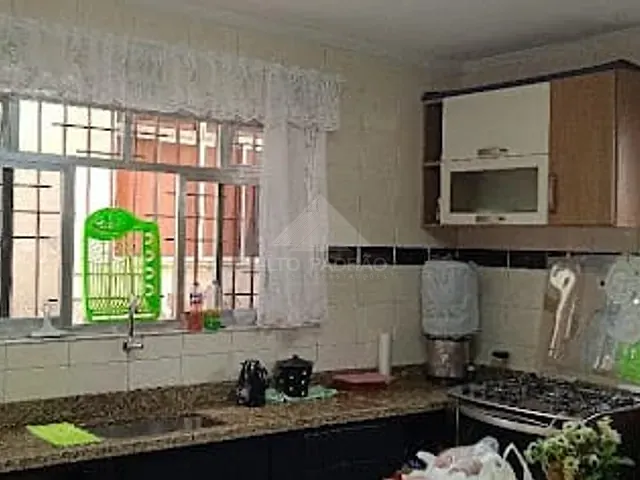 Casa com 260m² 2 quartos e 2 banheiros, à venda, no bairro Parque das Américas em Mauá