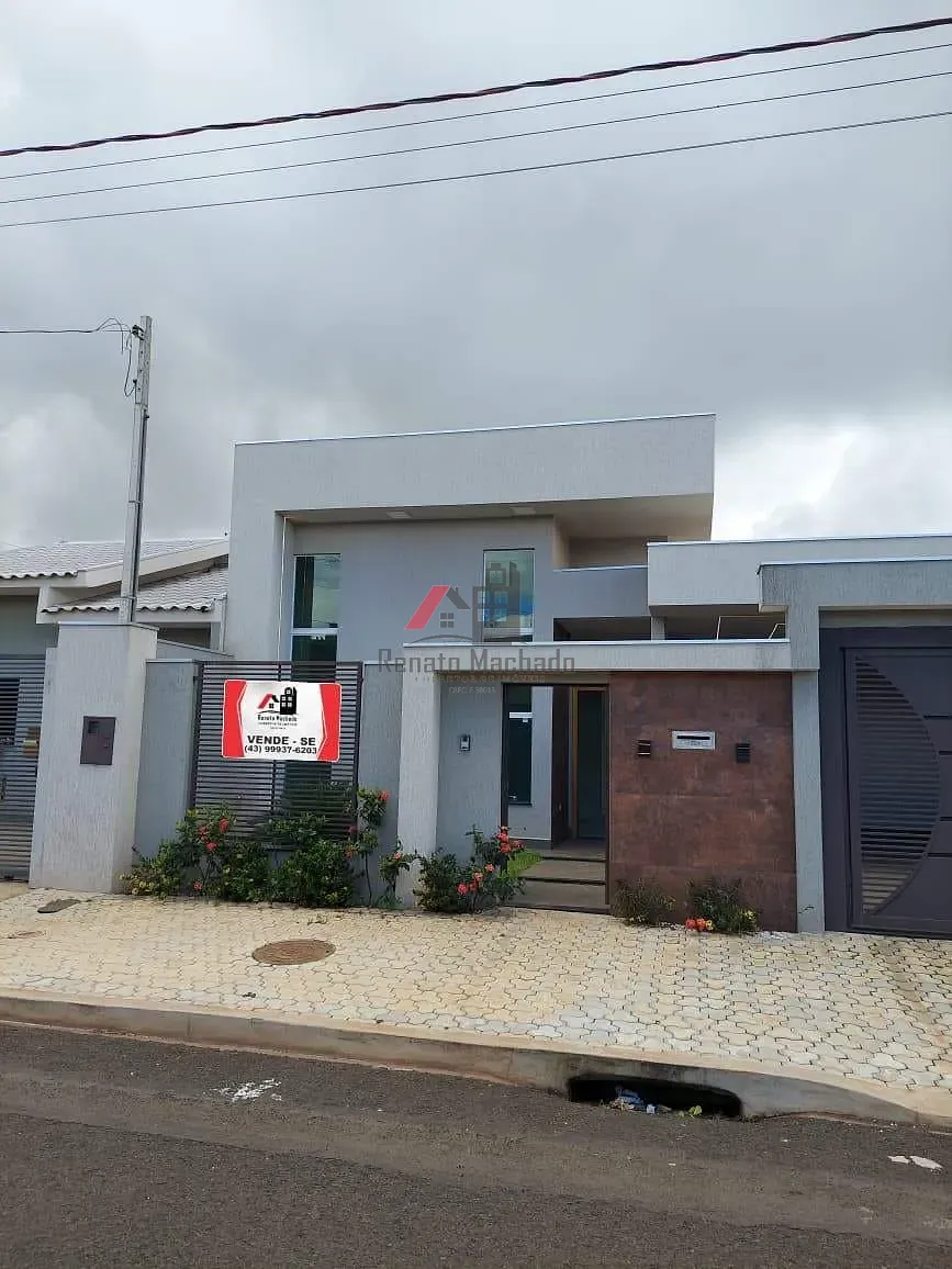 Casa, 3 quartos, 252 m² - Foto 1