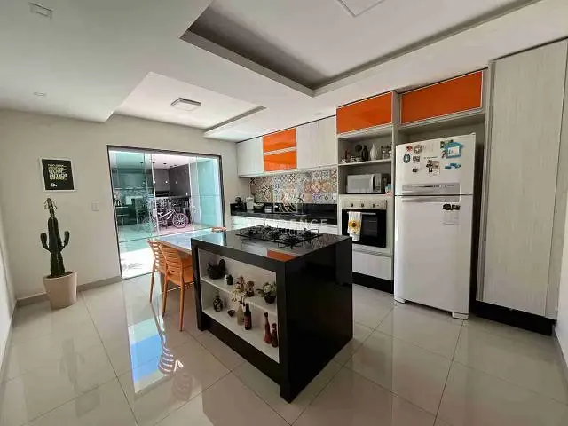 Casa 3 quartos e 4 banheiros, à venda, no bairro Morada da Granja em Barra Mansa