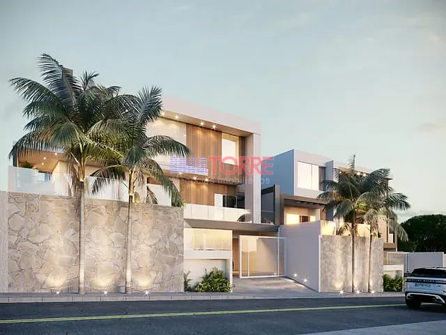 Casa com 225m² 4 quartos e 6 banheiros, à venda, no bairro Nossa Senhora da Vitória em Ilhéus