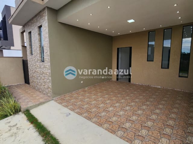Casa com 300m² 3 quartos e 4 banheiros, à venda, no bairro Residencial Veneza I em Mogi das Cruzes