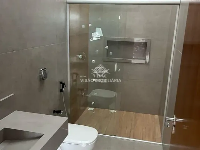 Casa com 304m² 2 quartos e 1 banheiro, à venda, no bairro Sonhalto Videira em Sinop