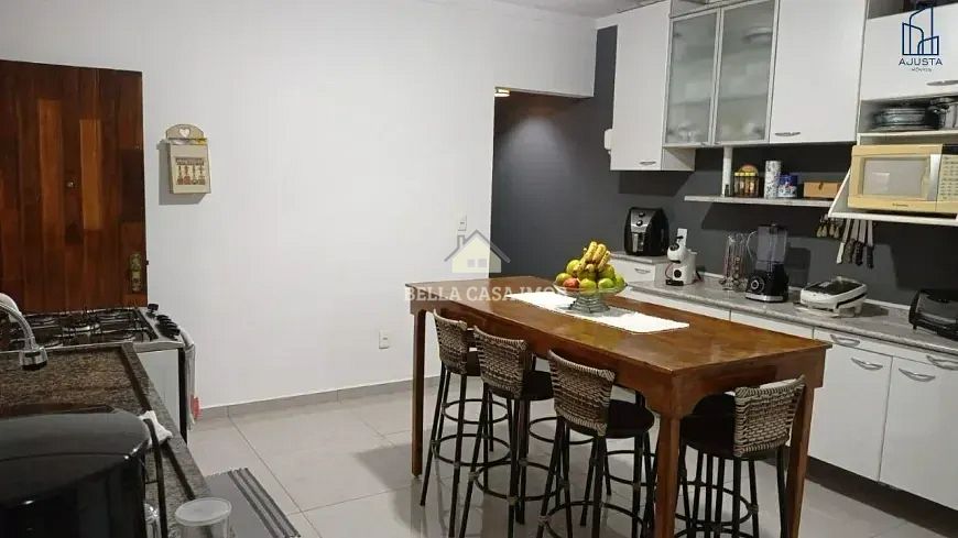 Casa à venda com 2 quartos, 233m² - Foto 13