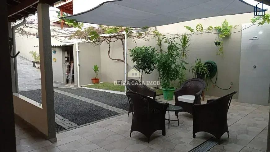 Casa à venda com 2 quartos, 233m² - Foto 28