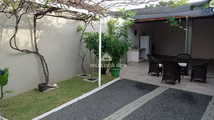 Casa à venda com 2 quartos, 233m² - Foto 18