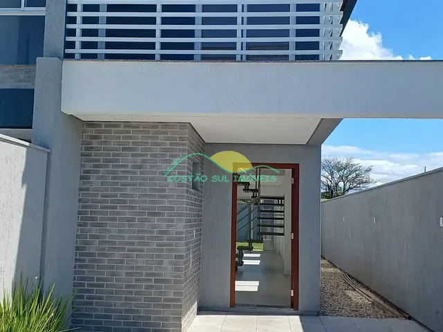 Casa com 150m² 3 quartos e 4 banheiros, à venda, no bairro Campeche em Florianópolis